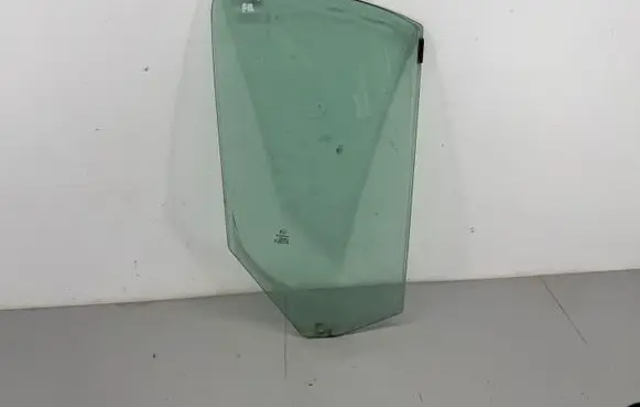 Peugeot Boxer Front door window glass four-door 43R001582