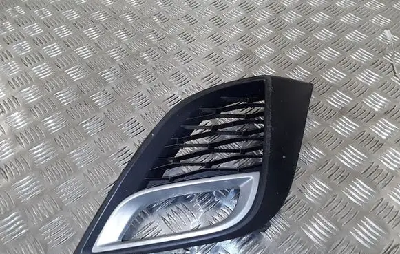 Mazda 3 II Front fog light trim/grill BBS250C21