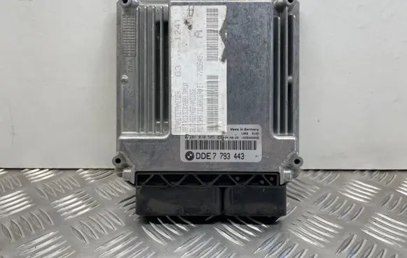 BMW 3 E46 Engine control unit/module 7793443