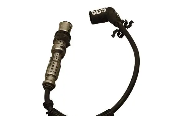 Volkswagen Beetle A5 Plug wire 03F035255 06A035281A