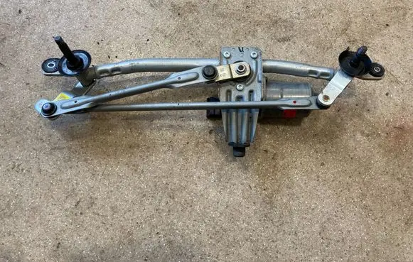 KIA EV6 Front wiper linkage and motor 98100CV900