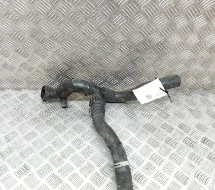 Land Rover Discovery 5 Engine coolant pipe/hose HPLA8260DB
