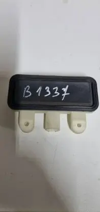 Mercedes-Benz E W212 Tailgate opening switch 2218702410