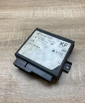 Opel Zafira A Comfort/convenience module 24437076 F005V00155