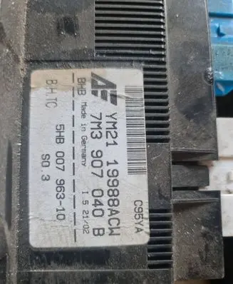 Volkswagen Sharan Climate control unit 7M3907040B YM2119988ACW 5HB00796310