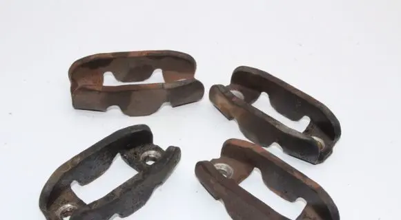 Mitsubishi ASX Fuel Injector clamp holder