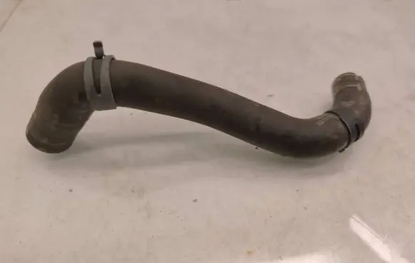 Volkswagen Tiguan Engine coolant pipe/hose 5Q0121109S