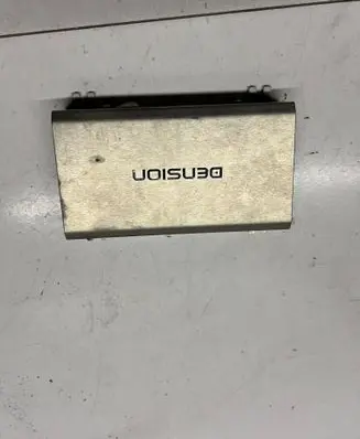 Audi A6 S6 C6 4F CD/DVD changer 