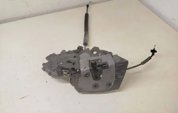 Land Rover Range Rover Sport L494 Front door lock DK62203A28AF