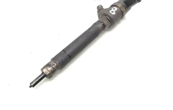 Volvo V70 Fuel injector 30777526 0445110298