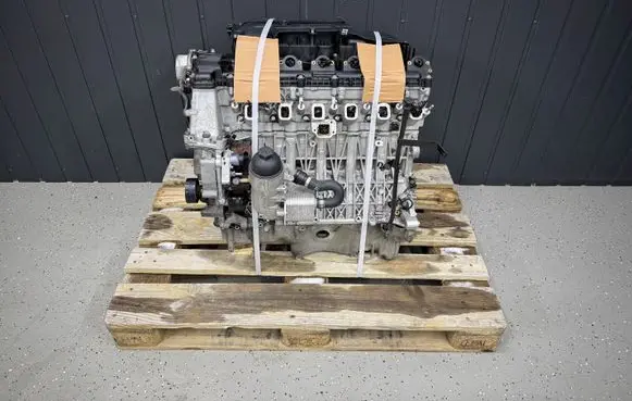 BMW 5 E60 E61 Engine 306D3 7781203 25756899