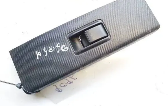 Toyota Corolla Verso AR10 Electric window control switch 742310f030 74231-0f030