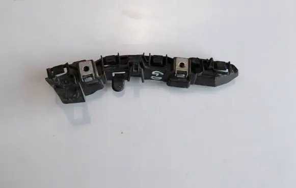 Opel Grandland X Front bumper mounting bracket