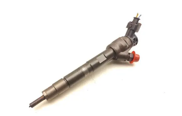 Land Rover Discovery Sport Fuel injector G4D39K546AA 0445110654