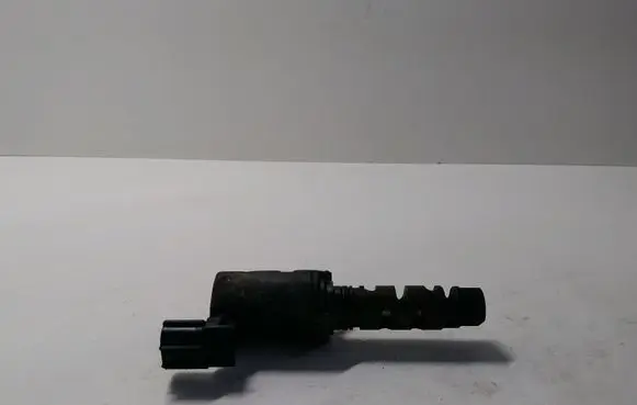 Toyota Avensis T250 Camshaft vanos timing valve 1533028020