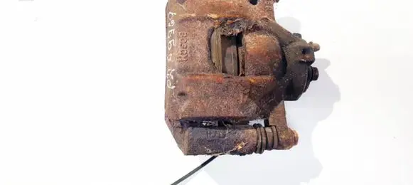 Toyota Aygo AB10 Front brake caliper y01787