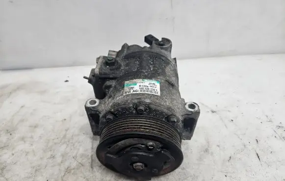Volkswagen PASSAT B6 Air conditioning (A/C) compressor (pump) 1K0820859F