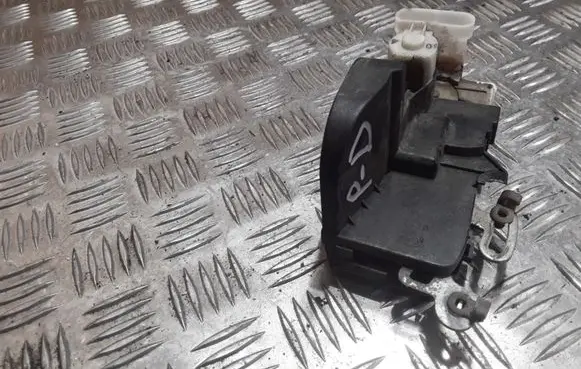 Alfa Romeo 147 Front door lock B792
