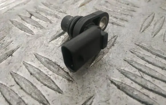 Mercedes-Benz GLA W156 X156 Crankshaft position sensor A2709050400