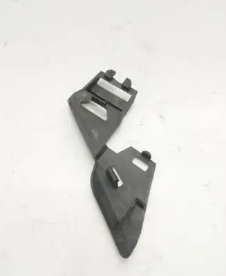 Volvo V50 Headlight/headlamp mounting bracket 30678261