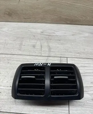 Mercedes-Benz R W251 Rear air vent grill A2518301154
