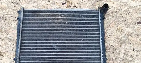 Coolant radiator