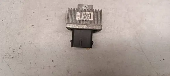 Renault Master III Glow plug pre-heat relay 110678071R 0338 30D5E6