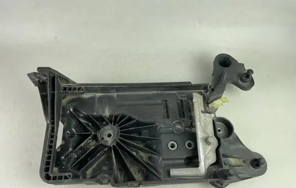 Volkswagen Golf VIII Battery box tray 5WA915331 5WA915331A 5Q0803219C