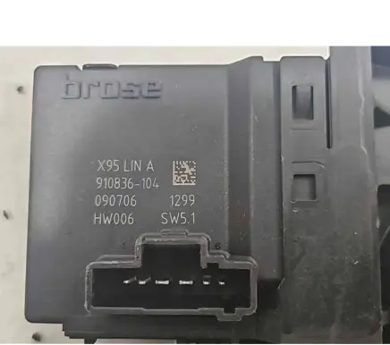 Renault Scenic III - Grand scenic III Rear door window regulator with motor 0130822478 807300011R