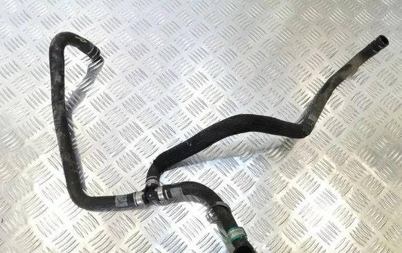 Maserati Quattroporte Engine coolant pipe/hose