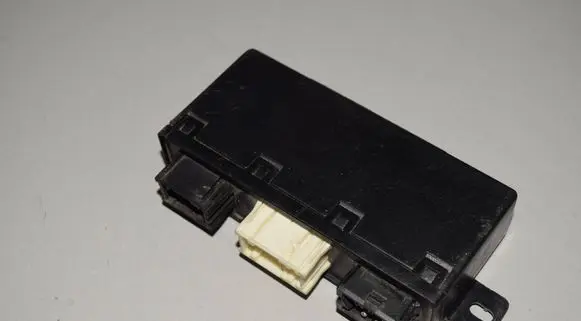 BMW 5 E39 Door control unit/module 6904255