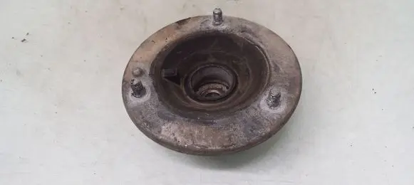 BMW 5 E39 Front upper strut mount 