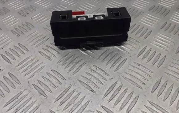 Renault Megane II Screen/display/small screen 8200107839