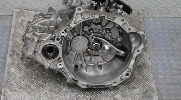 KIA Soul Manual 7 speed gearbox U99MHHM6CF1
