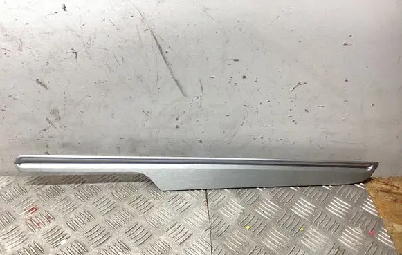 Porsche Macan (95B) Other front door trim element 95B867410T