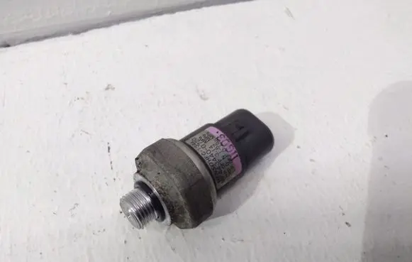 Air conditioning (A/C) pressure sensor