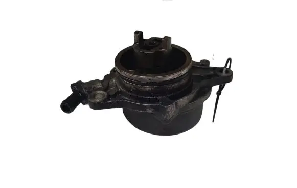 BMW 5 E60 E61 Vacuum pump 7791232