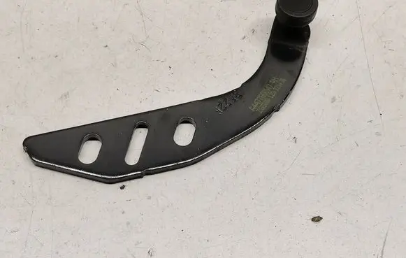 Mercedes-Benz Vito Viano W447 Sliding door upper roller guide/hinge A4477600147