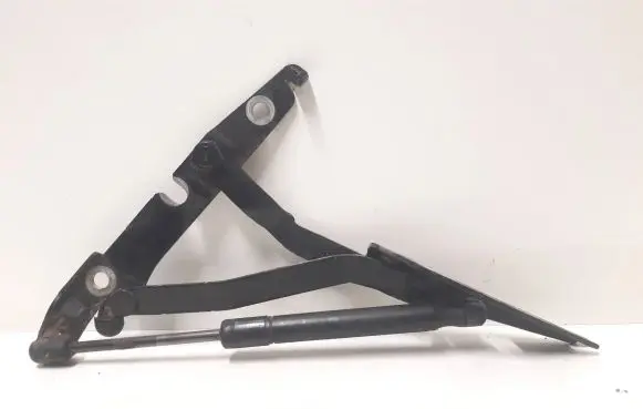 Audi A4 S4 B6 8E 8H Tailgate/trunk/boot hinge 8E5827302C