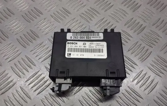 Opel Vectra C Parking PDC control unit/module 13181070