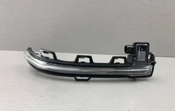 BMW X5 G05 Mirror indicator light 63137441440 7441440