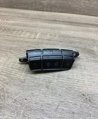 BMW 7 E65 E66 Steering wheel buttons/switches 6911586 03746710 555288500