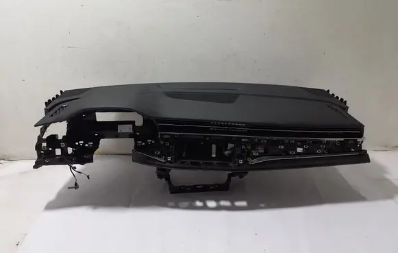Audi Q8 Dashboard 4M8857001