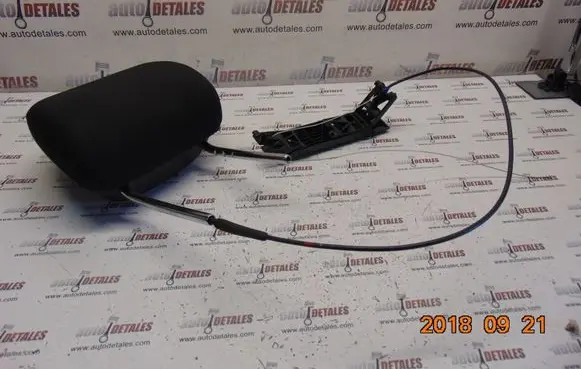 Toyota Avensis T270 Front seat headrest 
