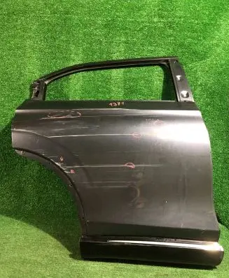 Honda HR-V Rear door