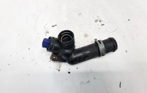Volkswagen Transporter - Caravelle T4 Engine coolant pipe/hose 074121133D