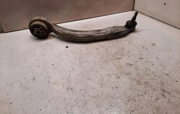Volkswagen PASSAT B5.5 Front lower control arm/wishbone