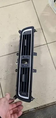 BMW 7 F01 F02 F03 F04 Dash center air vent grill 9112151 LL 9115854 RL
