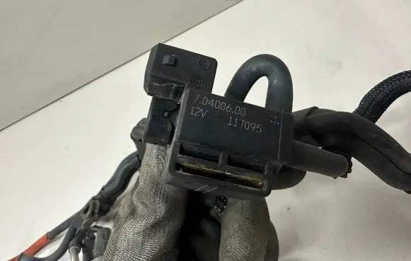 Ford Mondeo MK IV Turbo solenoid valve 6G9Q9E882CA 11T109 70177100