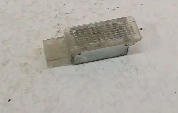 Volkswagen PASSAT CC Other interior light 6L0947565